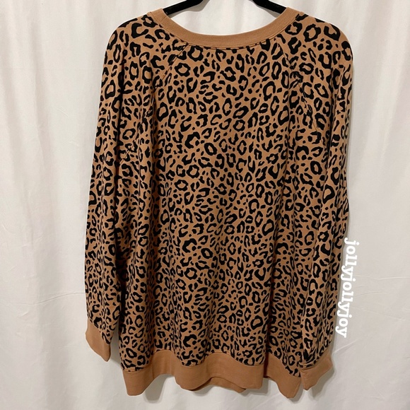 SET: Torrid Super Soft Fleece Leopard Raglan Sweatshirt/Jogger 1X - Picture 6 of 16